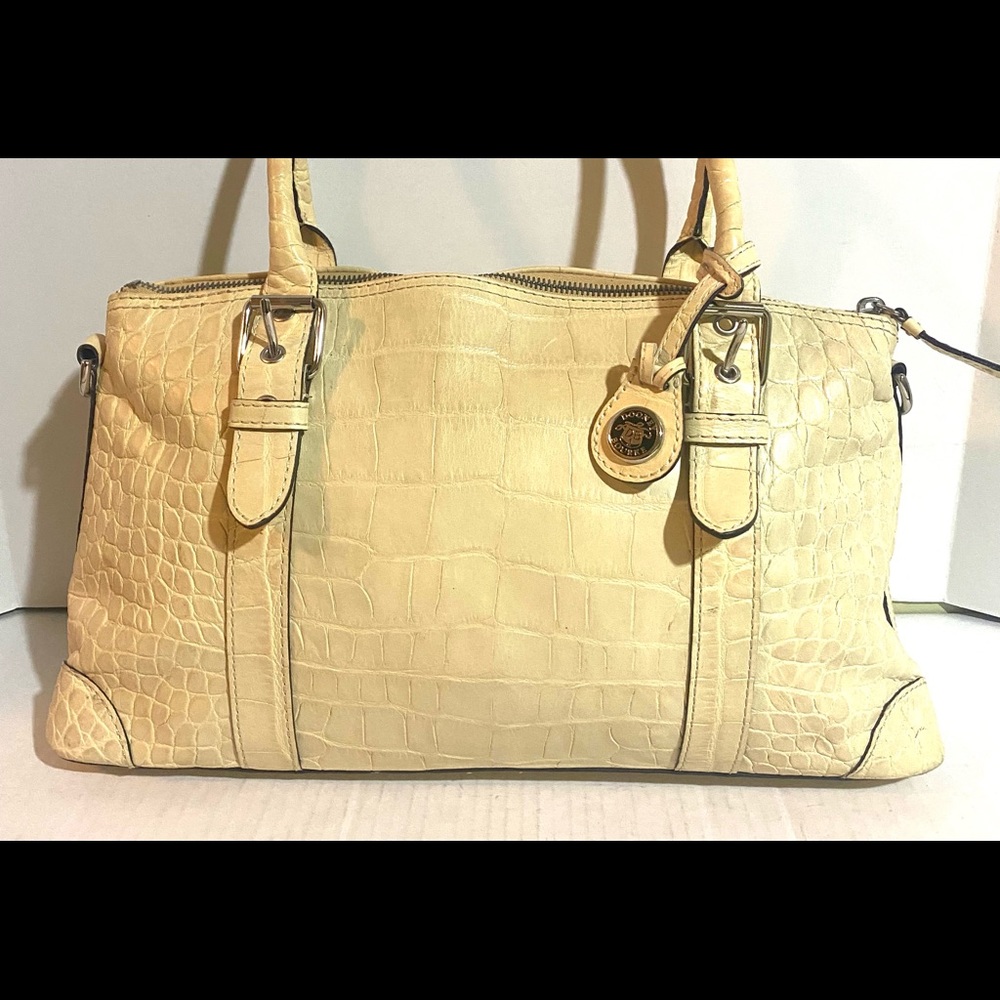 Dooney bourke vintage beige embossed leather bag